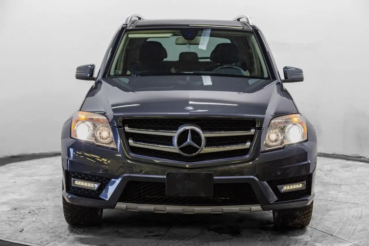 Mercedes-Benz GLK-Class снимка Mercedes-Benz GLK-Class