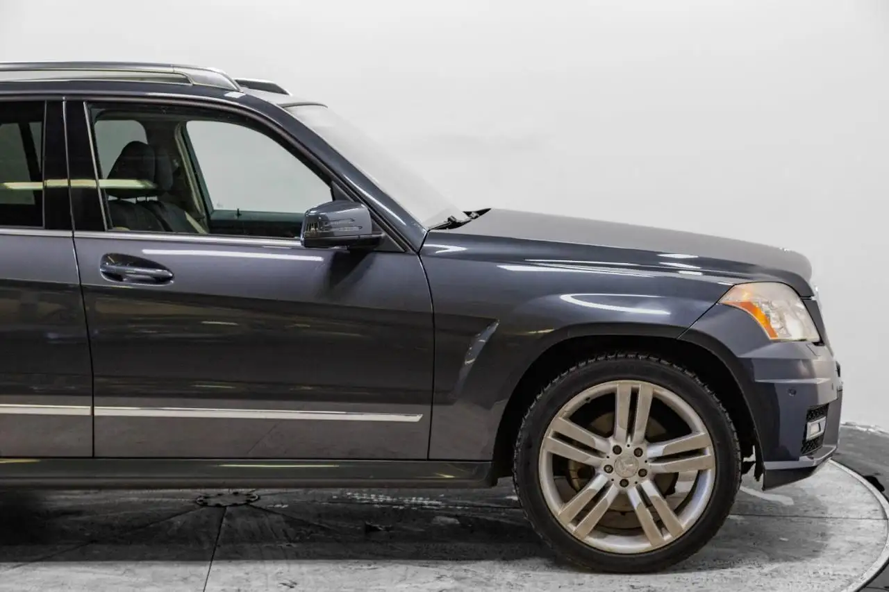 Mercedes-Benz GLK-Class снимка Mercedes-Benz GLK-Class