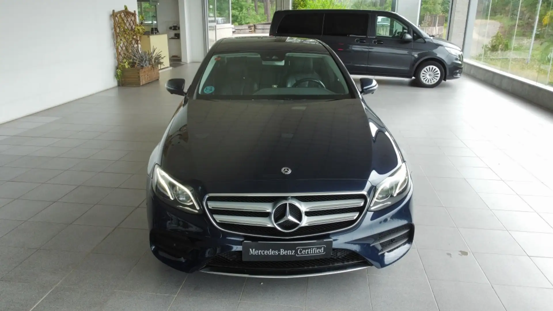 Mercedes-Benz E 220 220d 9G-Tronic 194 Azul - 2