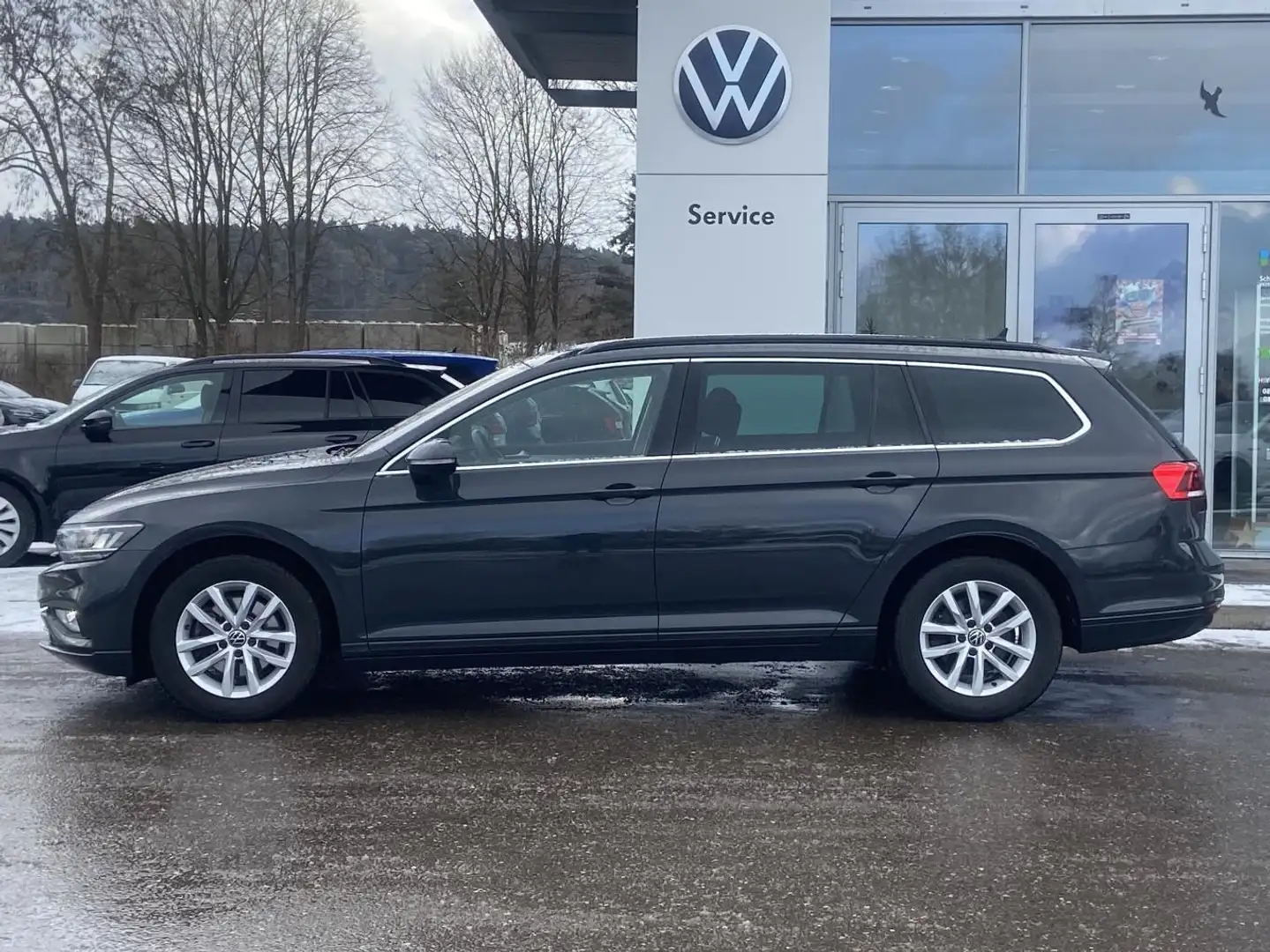 Volkswagen Passat Variant 2.0 TDI DSG Business AHK+NAVI+LED Grau - 2