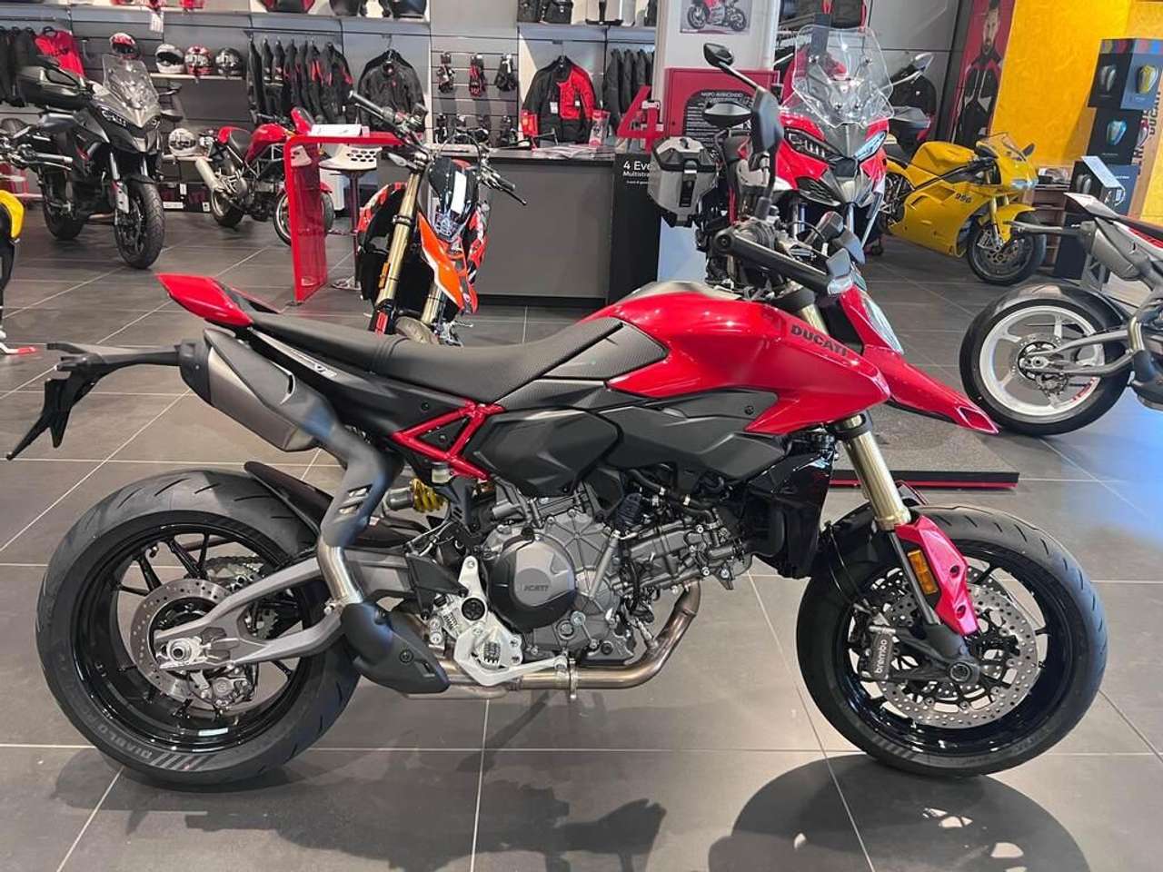 Ducati Others Hypermotard V2 890