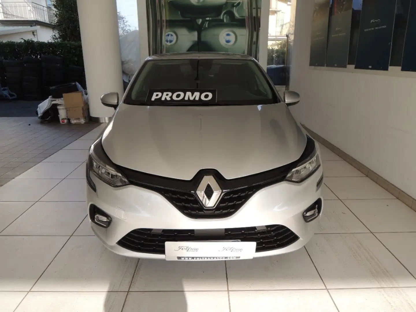 Renault Clio TCe 100 CV 5 porte Business Grigio - 2
