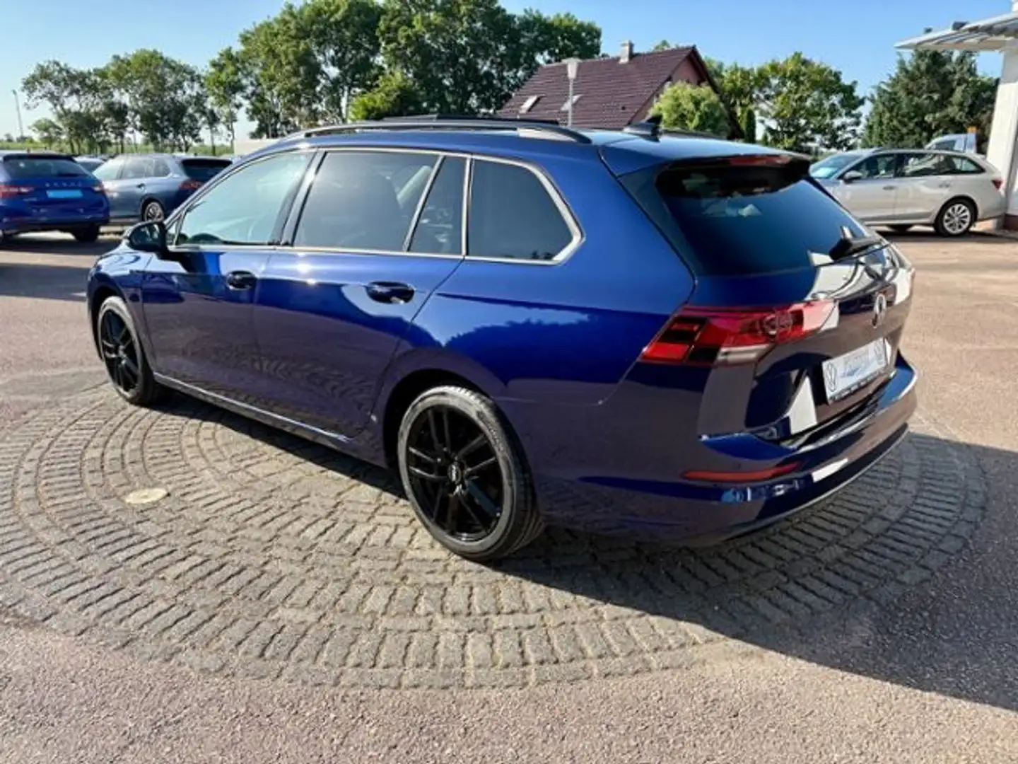 Volkswagen Golf VIII Variant 1.0 TSI,LED,GRA,Sitzheizung Blau - 2
