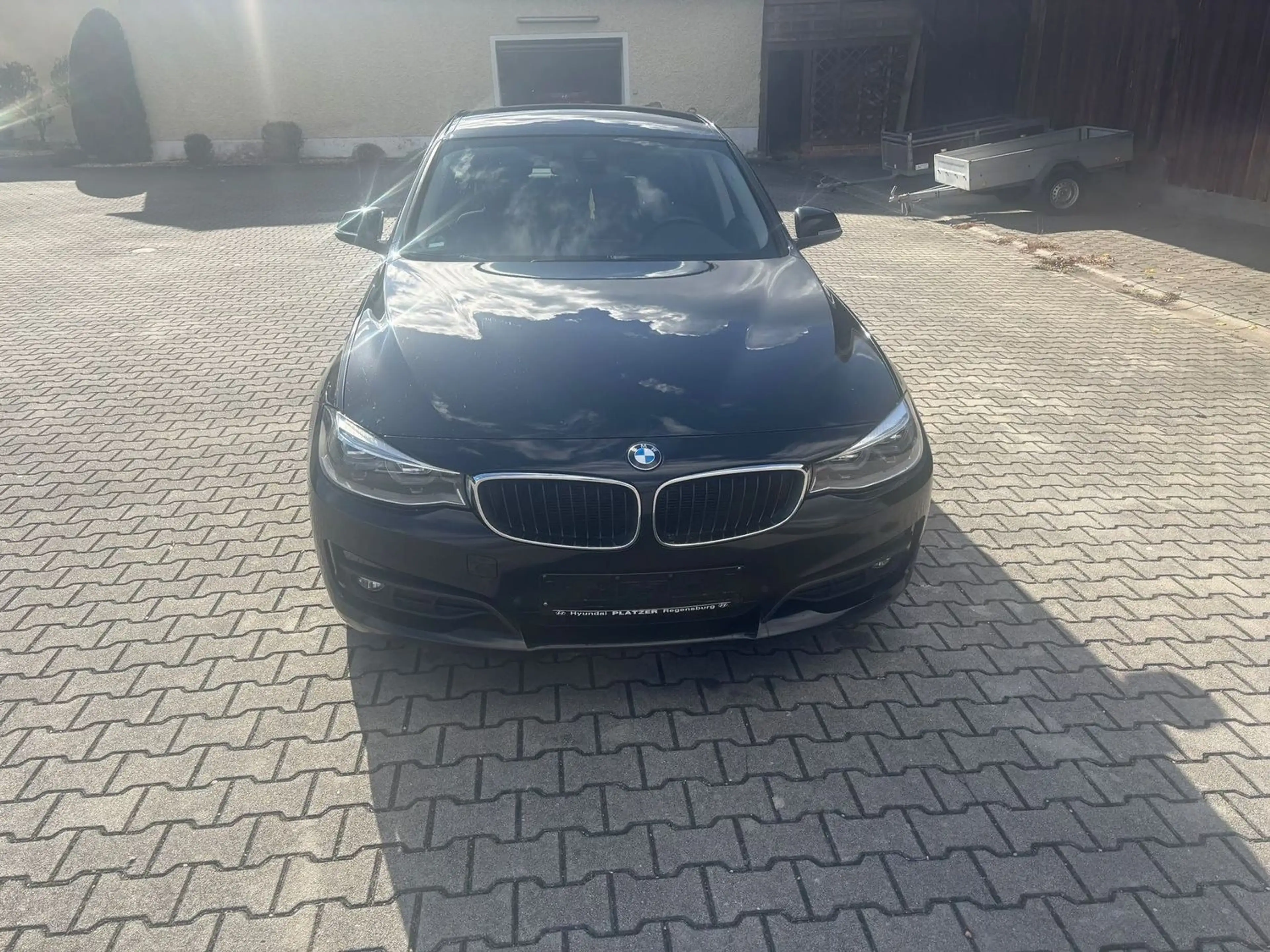 BMW 320 320 d Advantage — photo 2