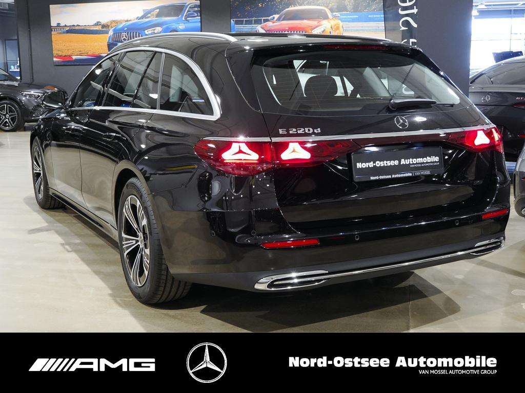 Mercedes-Benz E 220