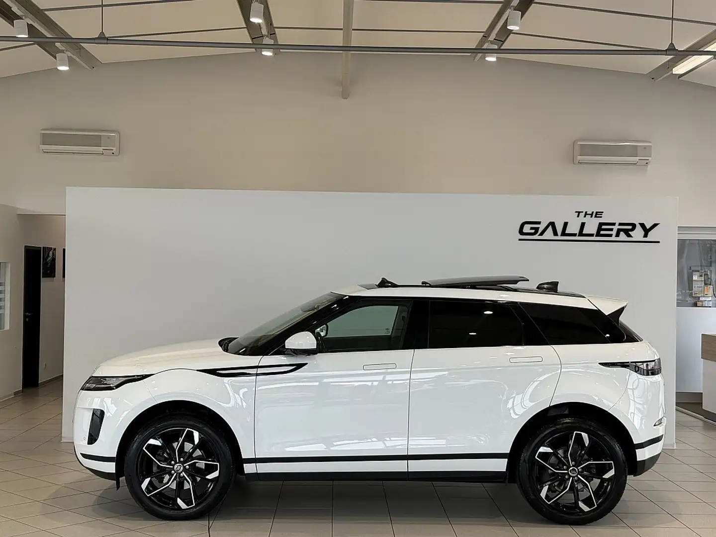 Land Rover Range Rover Evoque 2,0 D150 Aut.*Allrad*Panorama*Surround-Kamera*ACC Weiß - 1