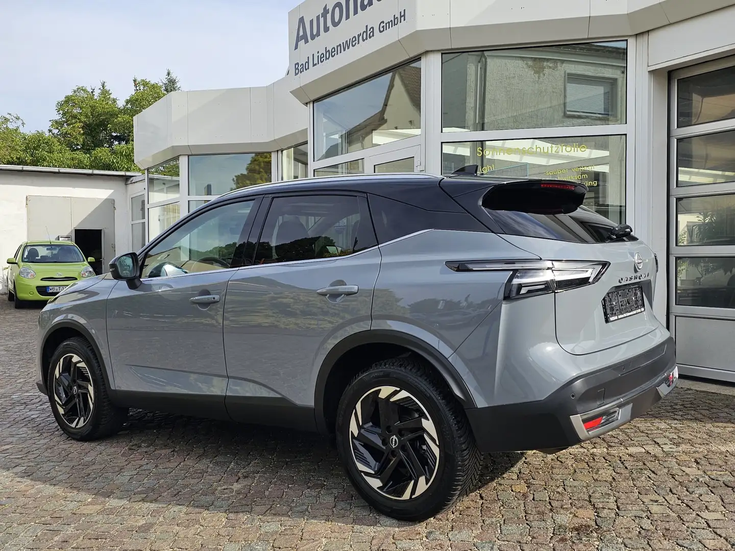Nissan Qashqai 1.3 DIG-T N-Connecta Design-Winter-Komfort Paket - 2