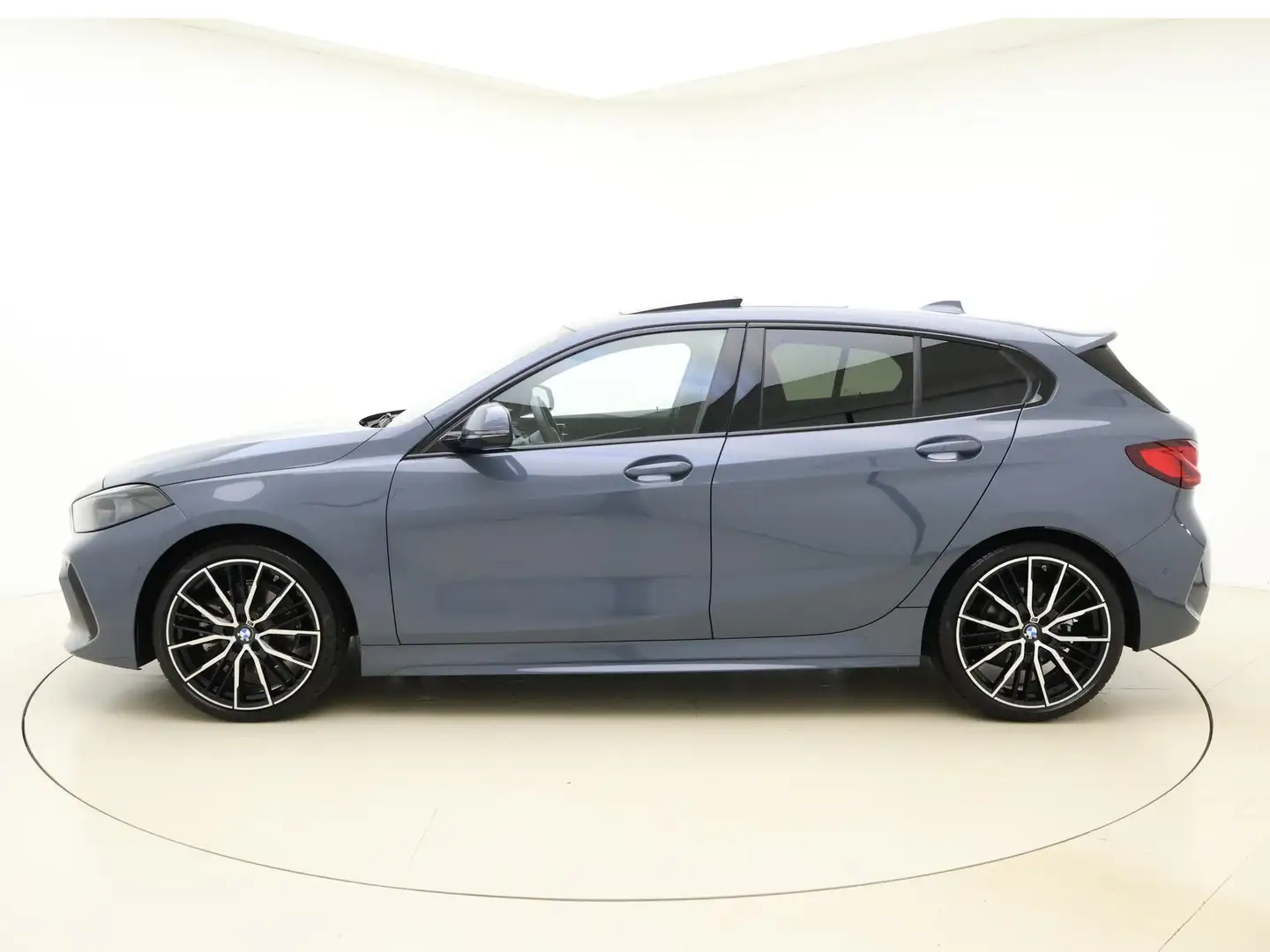 BMW 118 1-serie 118i M Sport -HeadUp -Pano Dak -Cruise Con Gris - 2