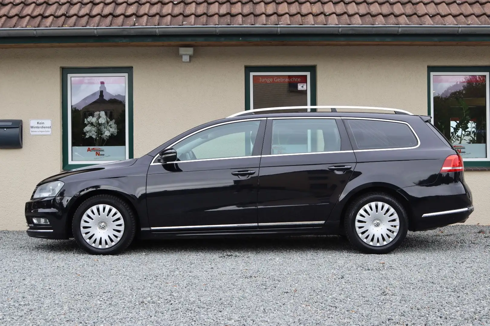 Volkswagen Passat Variant 2.0 TSI R-Line/Automatiik/Klima Schwarz - 2
