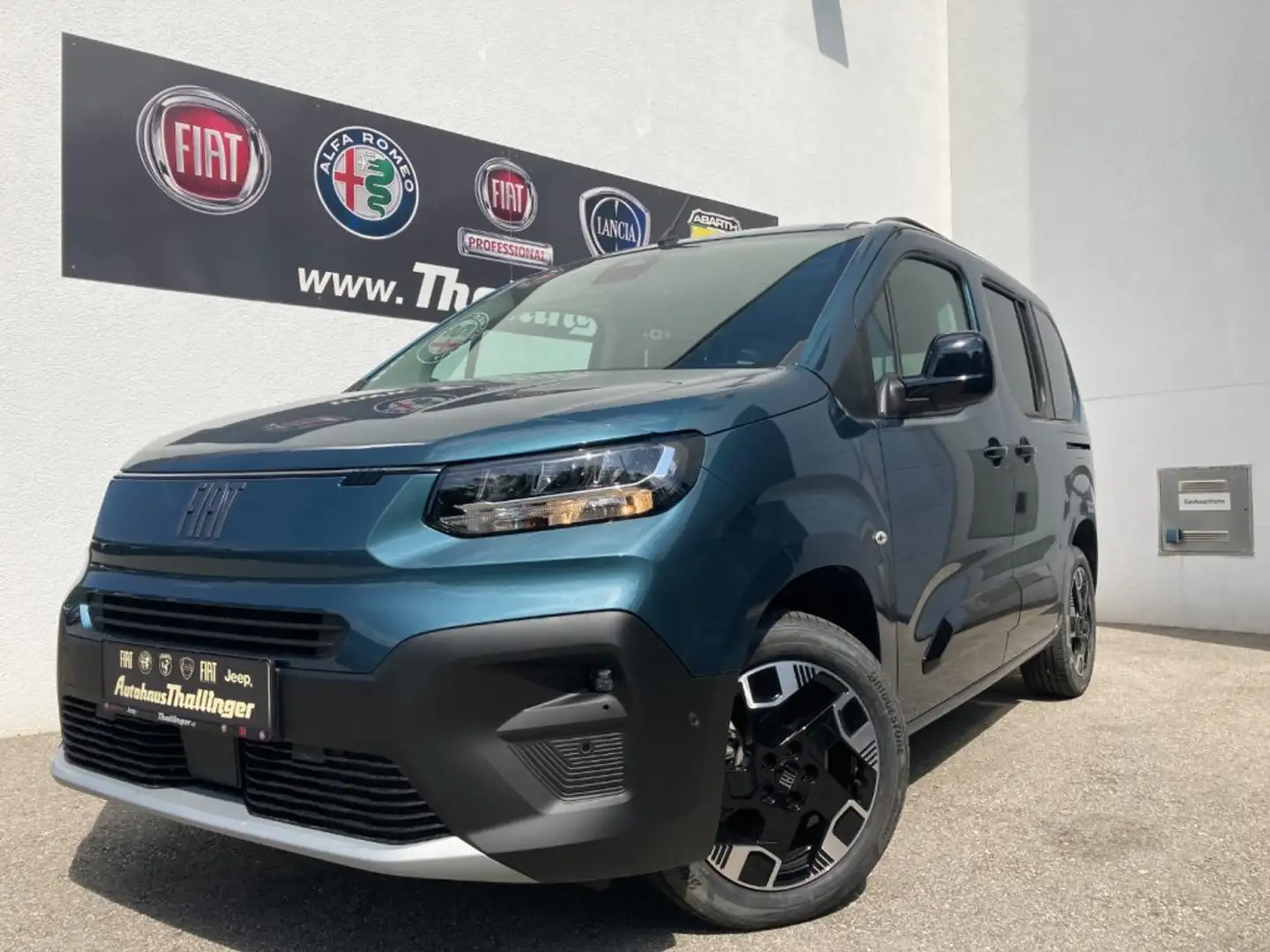 Fiat Qubo L 130 Automatik LA PRIMA Blau - 1