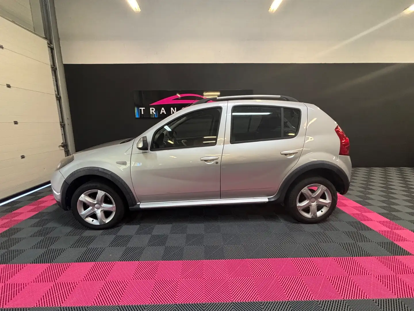 Dacia Sandero Stepway Šedá - 2