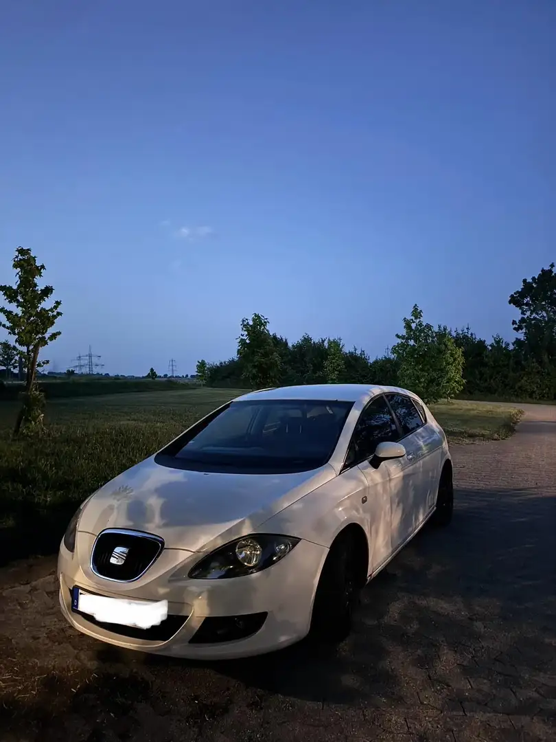 SEAT Leon 2.0 TDI DPF FR - 2