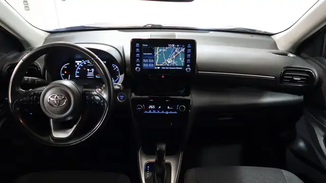 Toyota Yaris Cross view 15