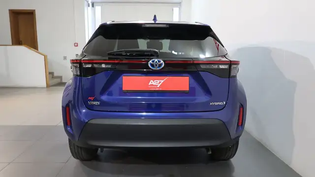 Toyota Yaris Cross view 9