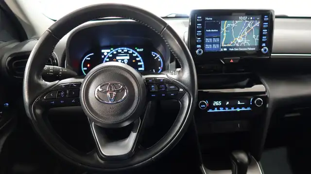 Toyota Yaris Cross view 4