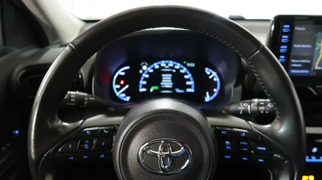 Toyota Yaris Cross view 21