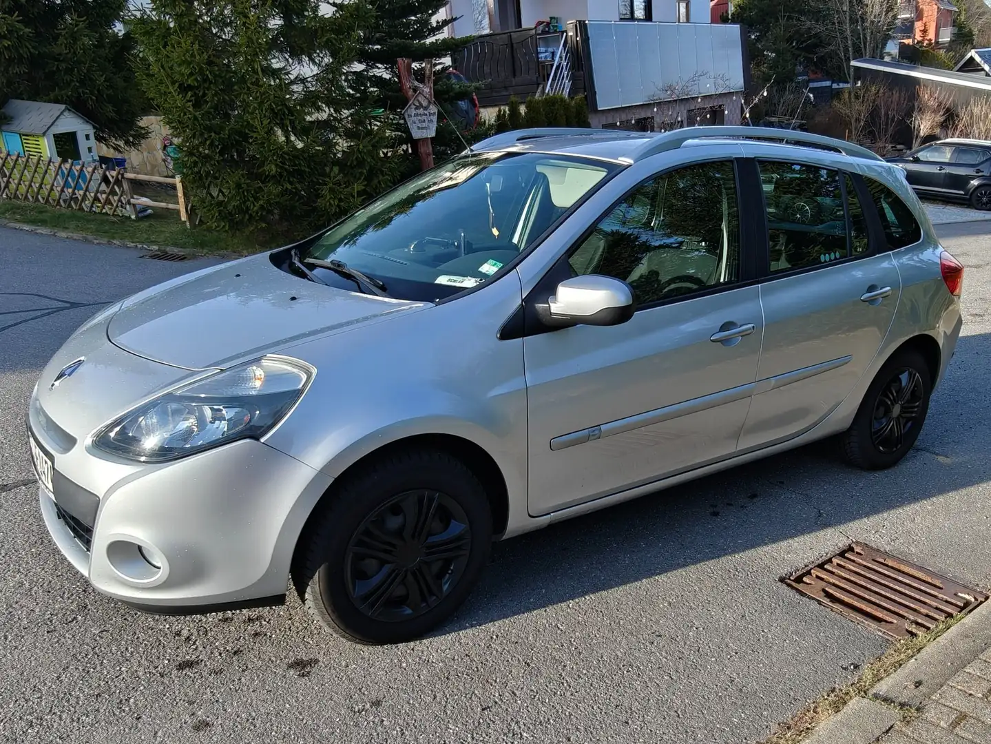 Renault Clio Clio Grandtour TCe 100 Grandtour Dynamique Silber - 1