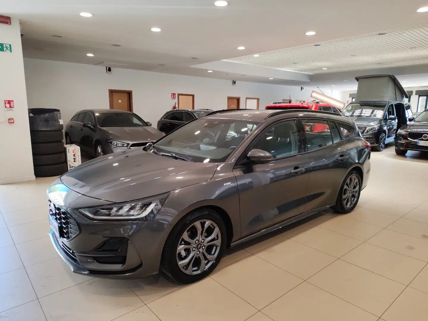 Ford Focus SW 1.5EcoBlue 115cv auto ST-Line Co-Pilot SYNC 4 Gris - 1