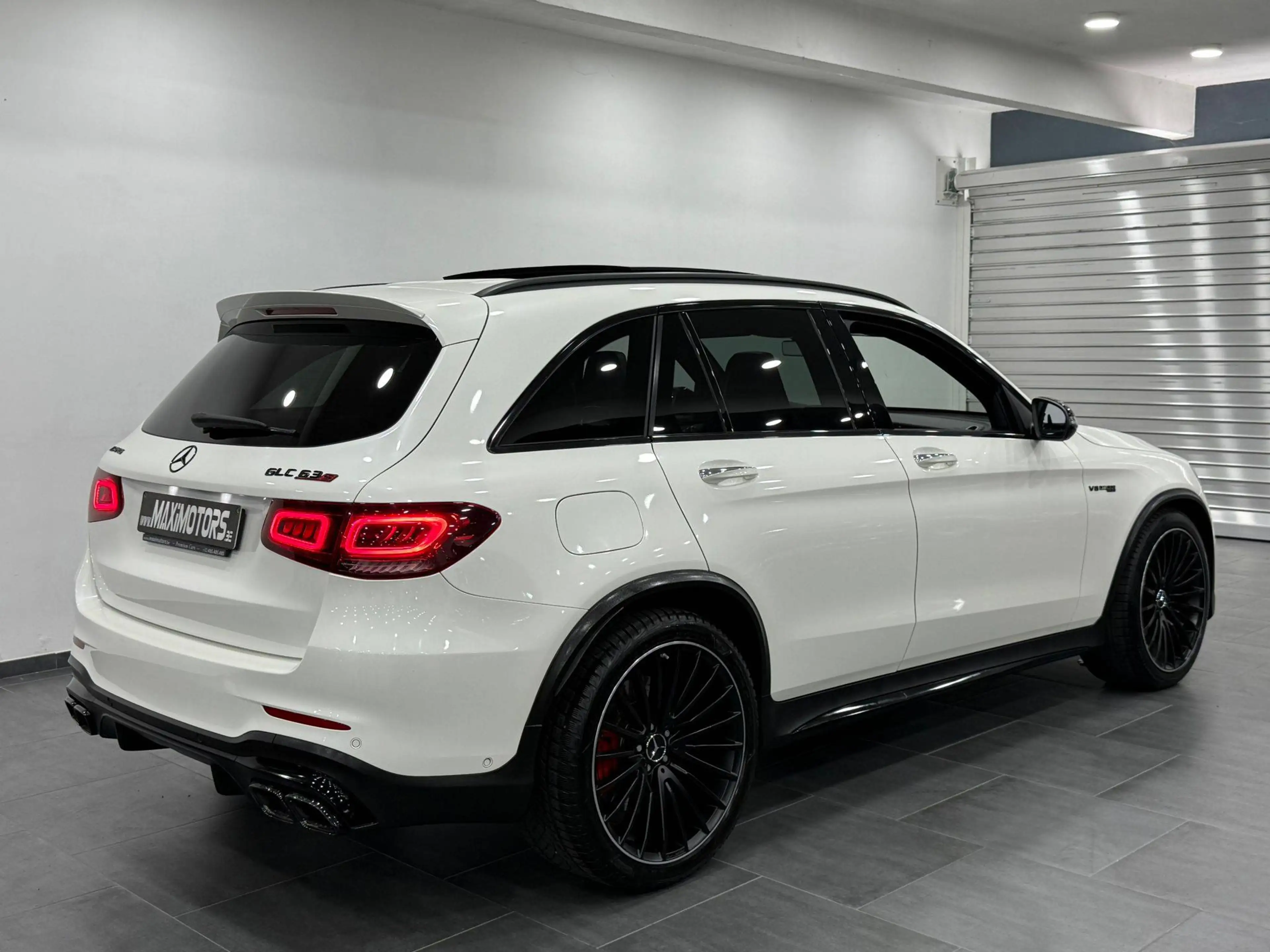 Mercedes-Benz GLC 63 AMG S AMG 4-Matic Full Option Performance Seats Pano Track Pace — photo 13