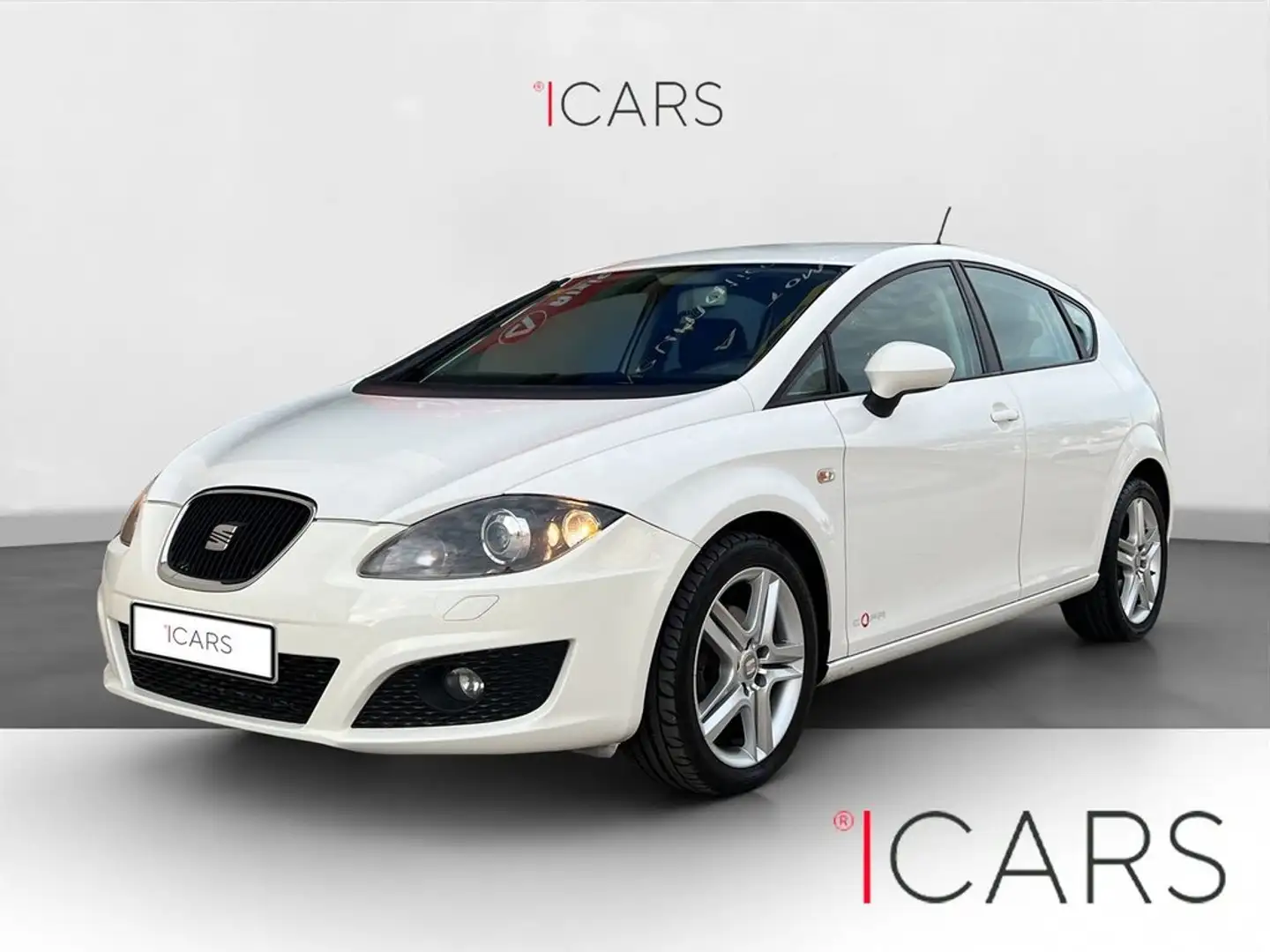SEAT Leon 1.6TDI CR Style Copa Wit - 2