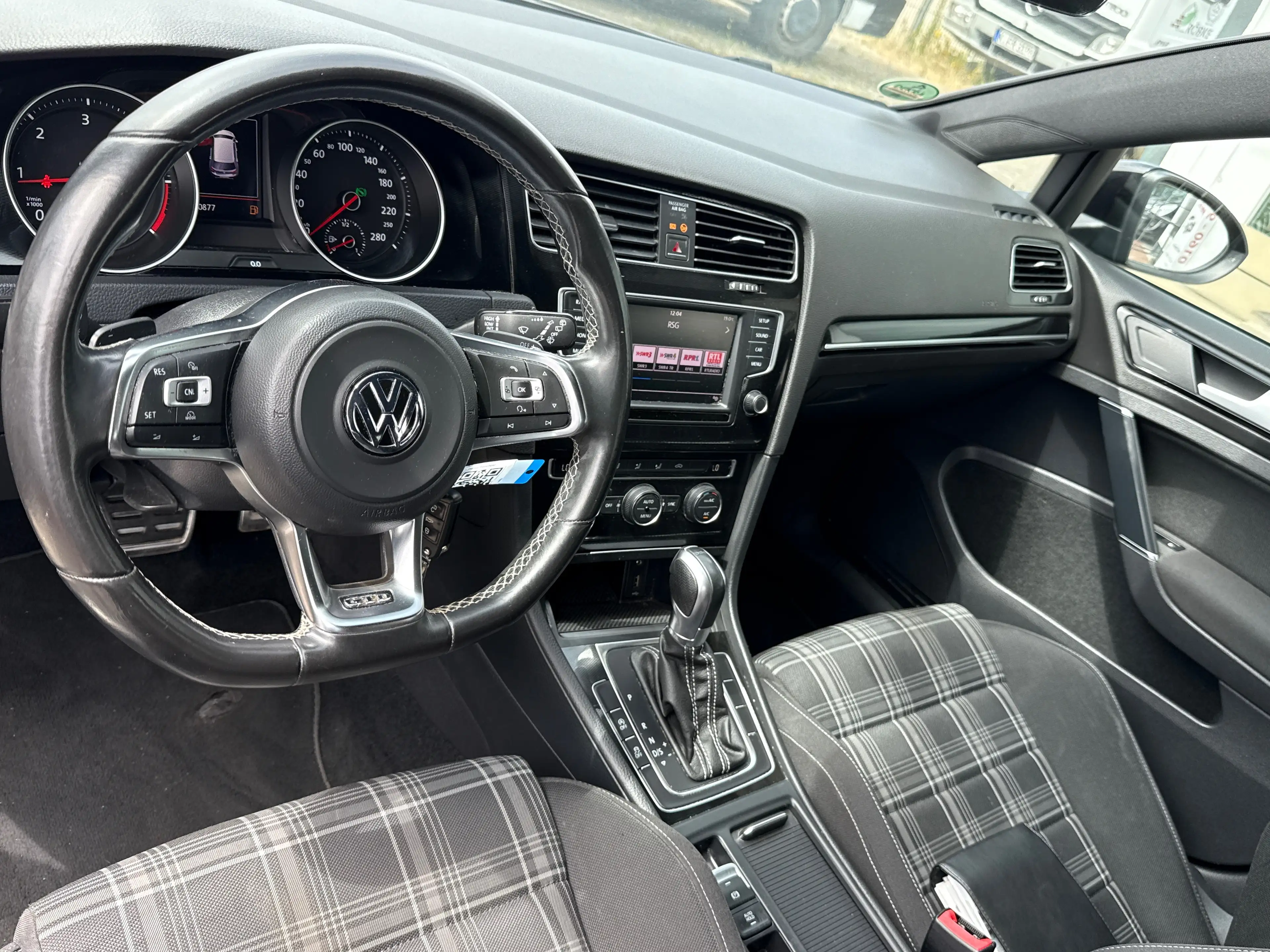 Volkswagen Golf GTD 2.0 GTD BMT Automatik — photo 13