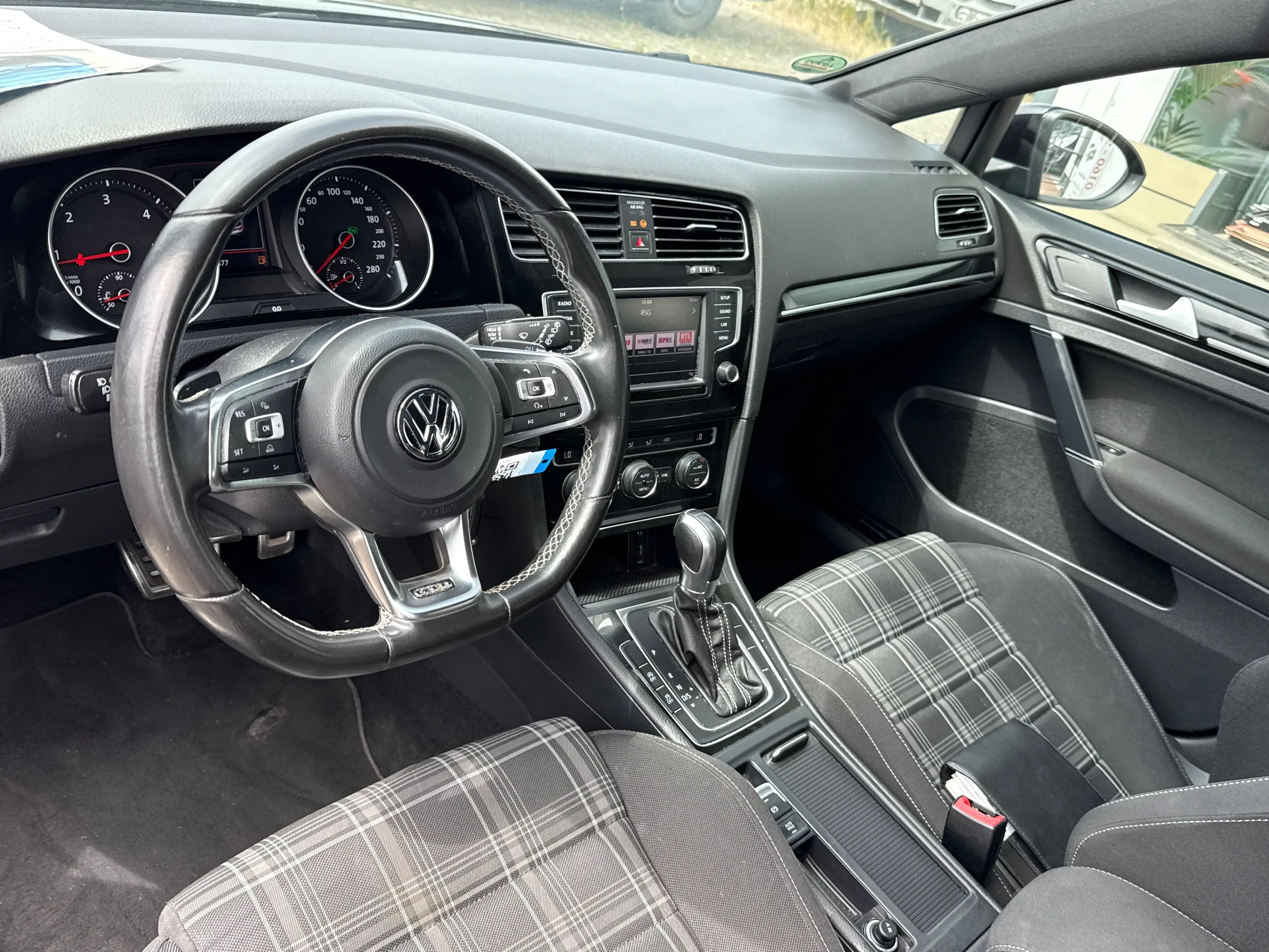Volkswagen Golf GTD 2.0 GTD BMT Automatik — photo 14