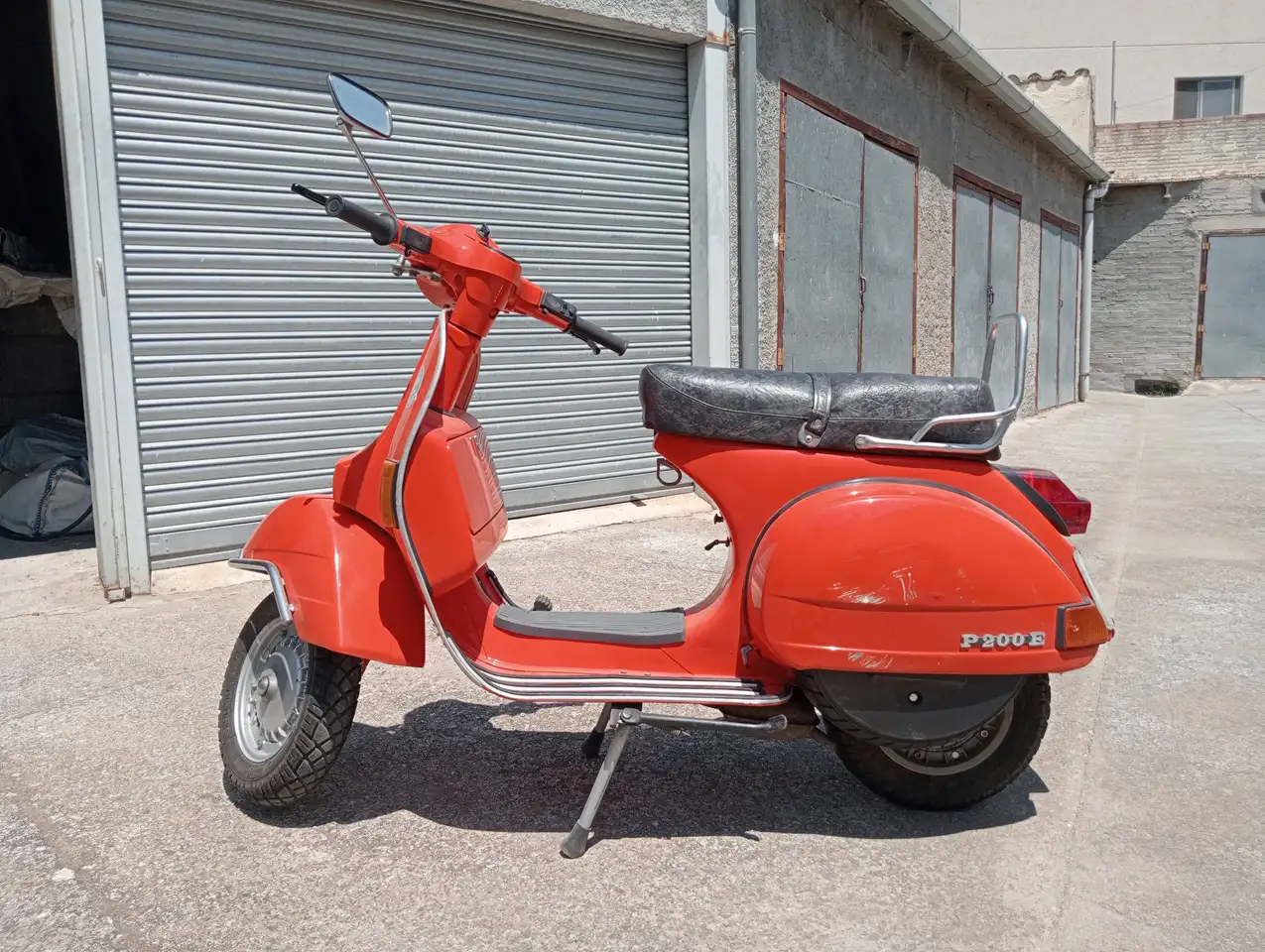 Vespa P 200 E