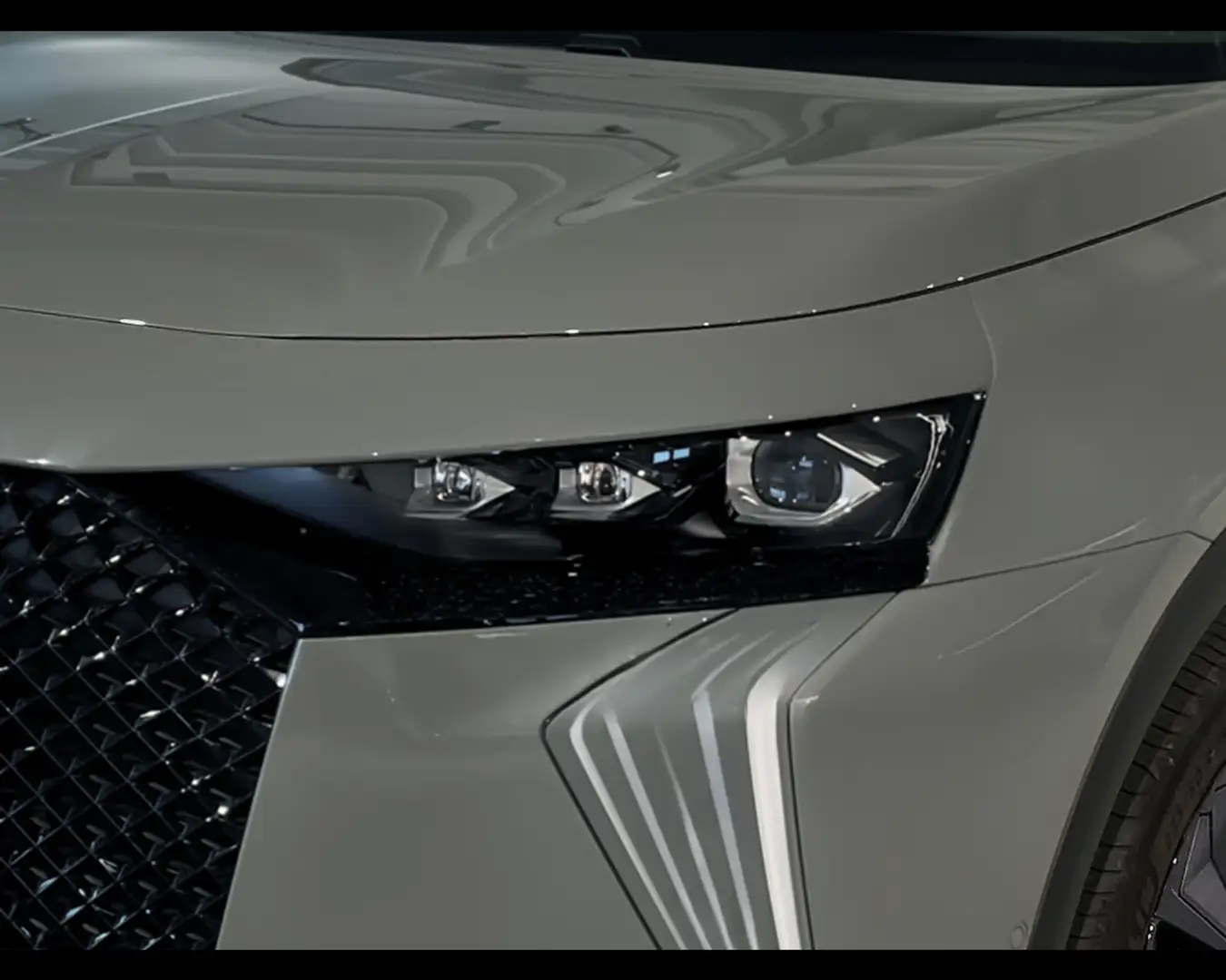 DS Automobiles DS 7 Crossback 1.5 BlueHDi 130cv Performance Line+ Grigio - 2