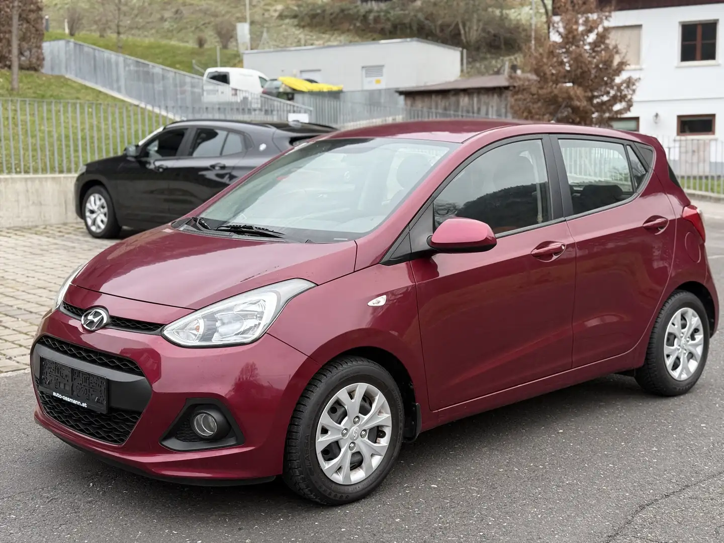 Hyundai i10 Benzin NUR 29.000 KM Rot - 1