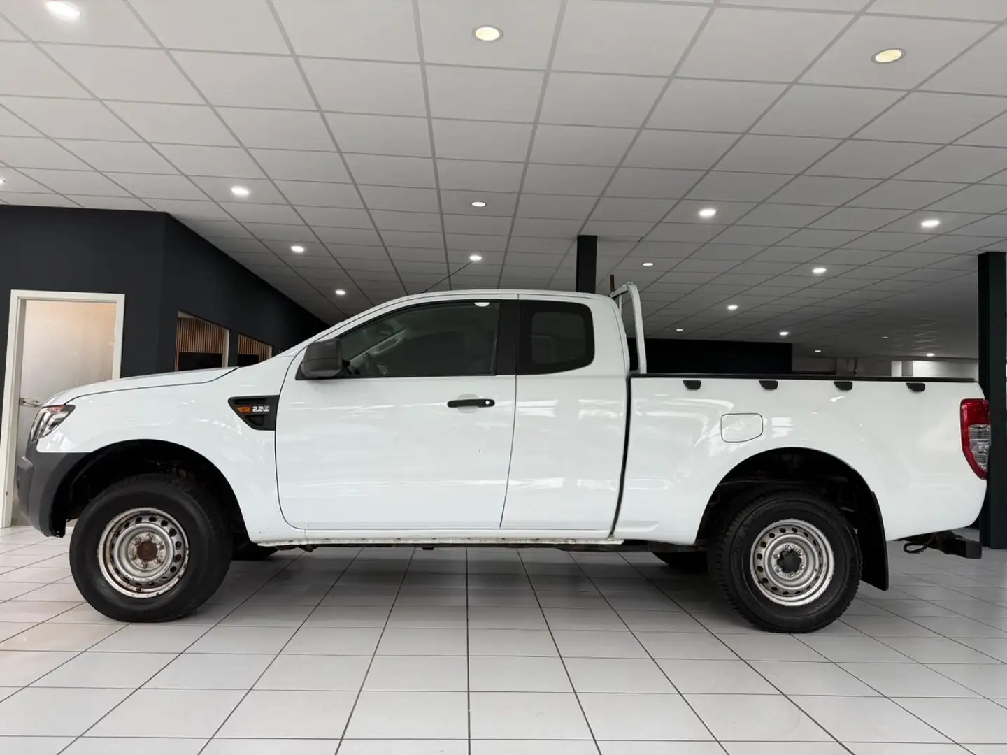 Ford Ranger XL 2.2 Extrakabine 4x4 *KLIMA*AHK*TÜV* Blanc - 2