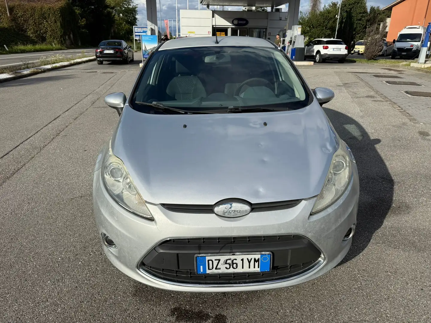 Ford Fiesta Fiesta 1.2 82cv 5p titanium Grigio - 2