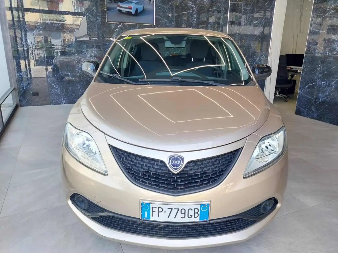 Lancia Ypsilon 1.2 69 CV (Garanzia 12 Mesi) Neopatentati 👍 Beige - 1