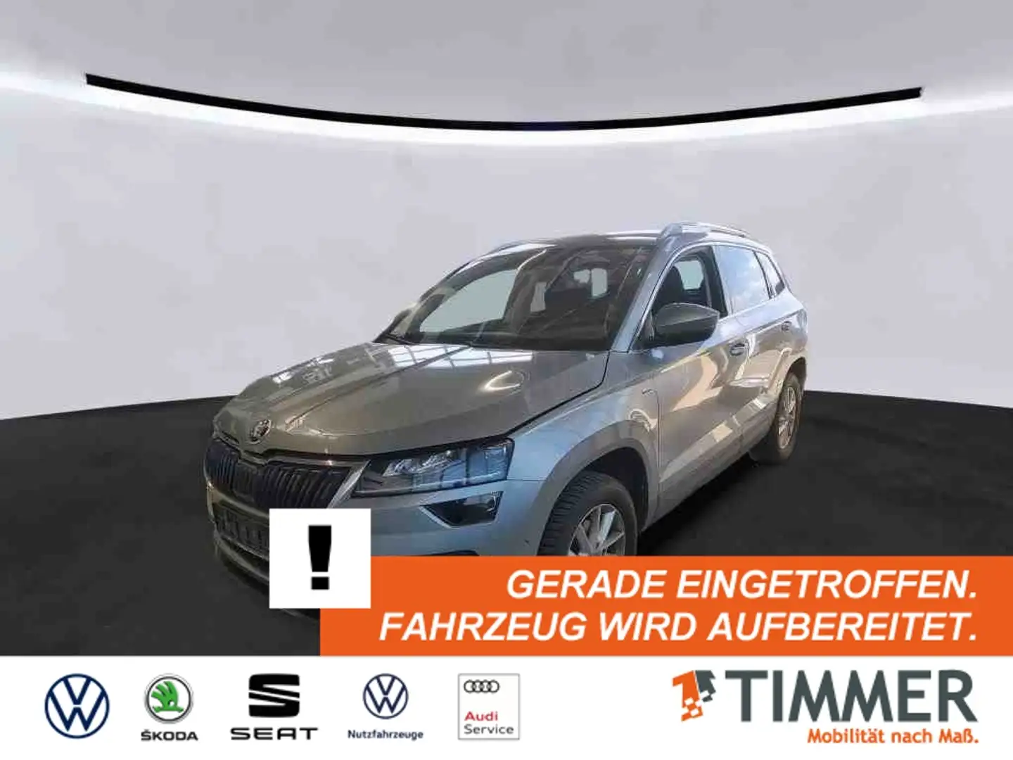 Skoda Karoq 1.5 TSI DSG CLEVER *AHK *CANTON *LED *TRAVEL *ACC Grau - 1