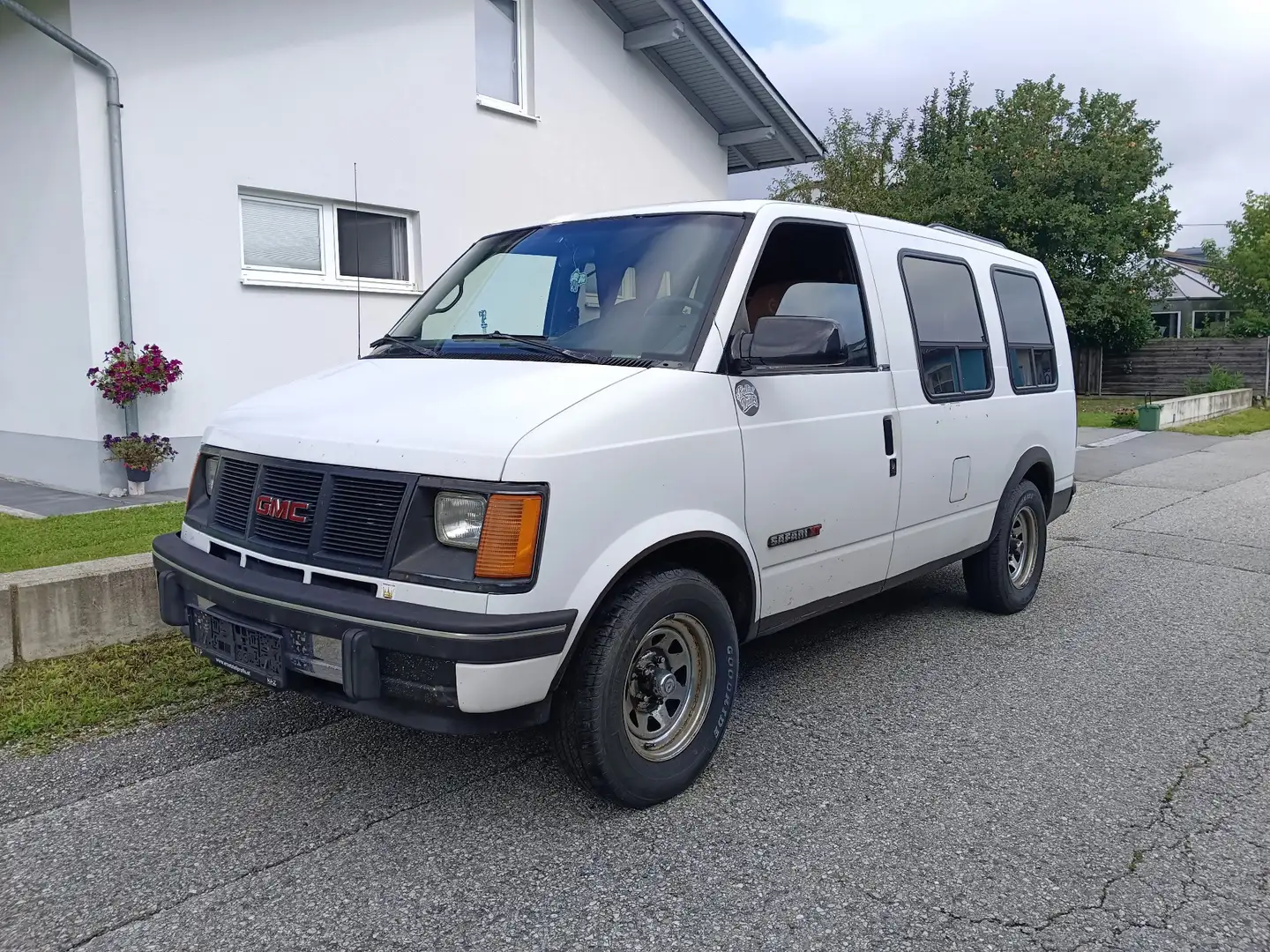 Chevrolet Astro - 1
