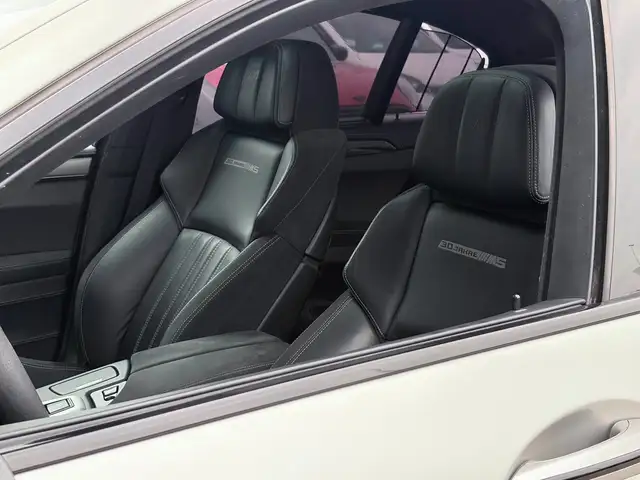 BMW M5 view 19