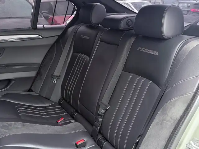 BMW M5 view 24