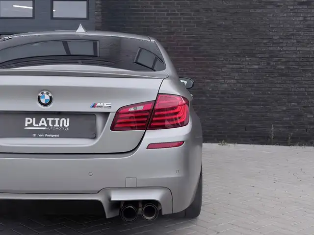 BMW M5 view 30