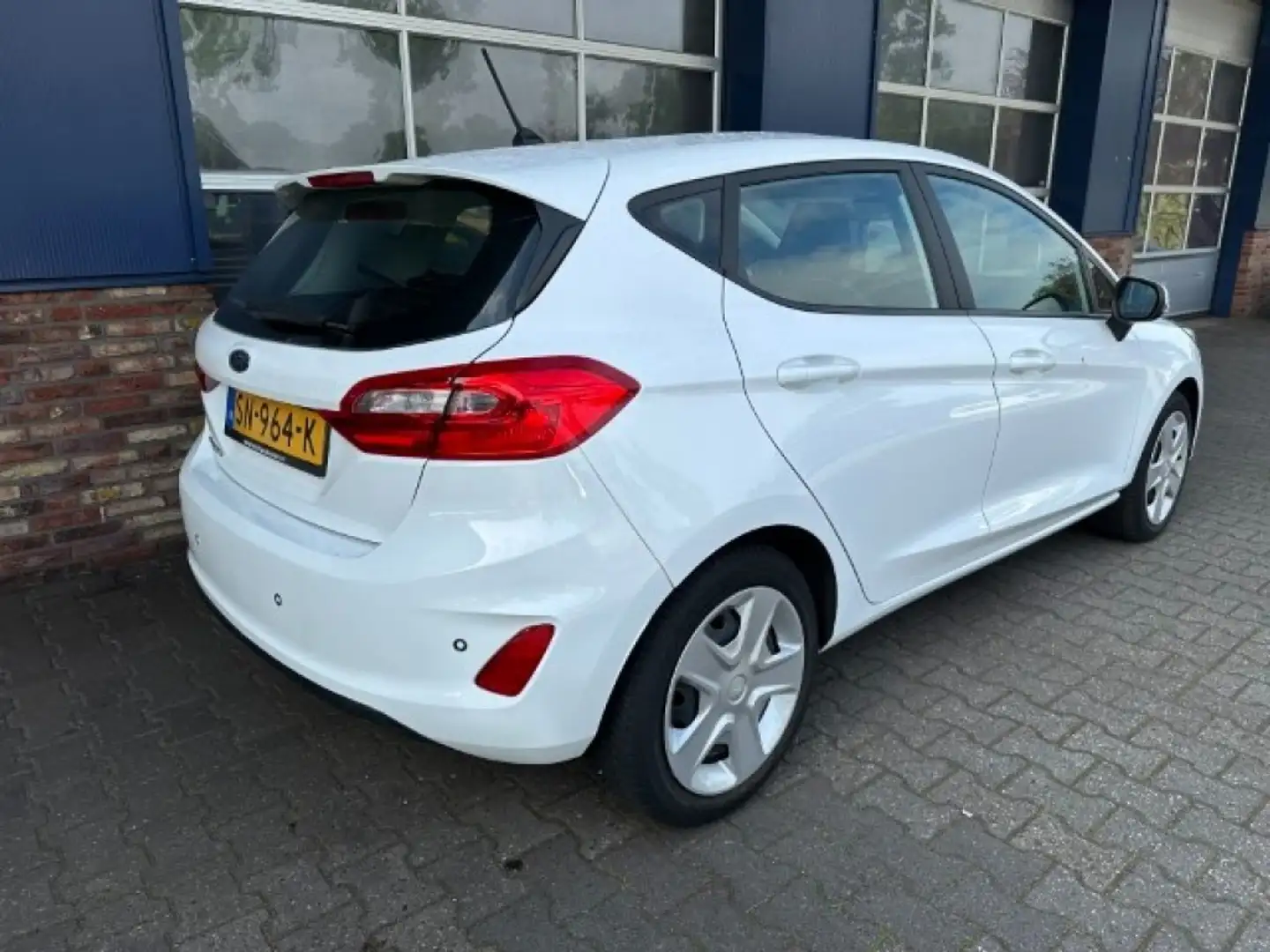 Ford Fiesta 1.1 TREND  Applecarplay  Prijs is incl. aflevering Bianco - 2