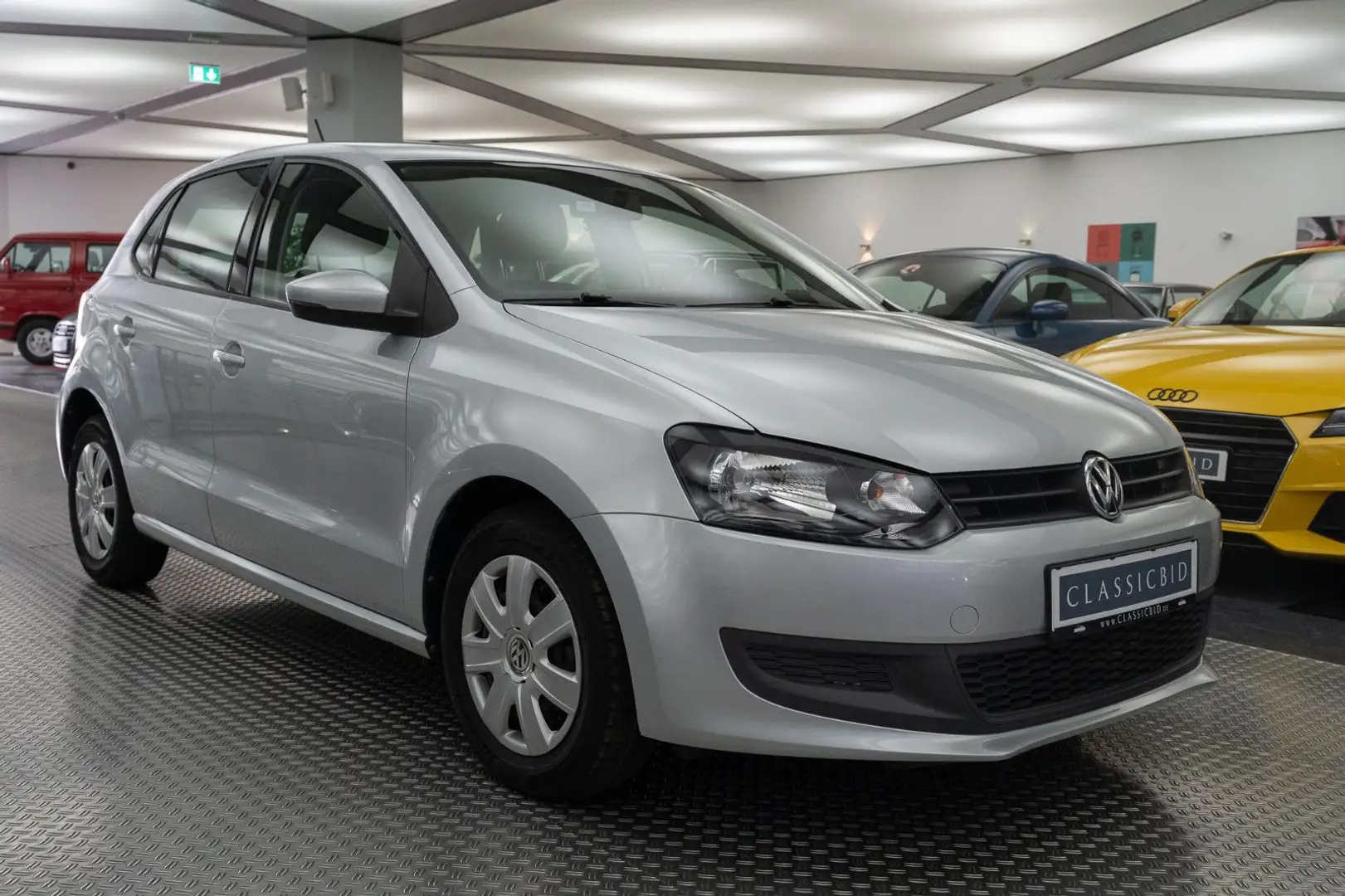 Volkswagen Polo V 1.2 Trendline Silber - 2