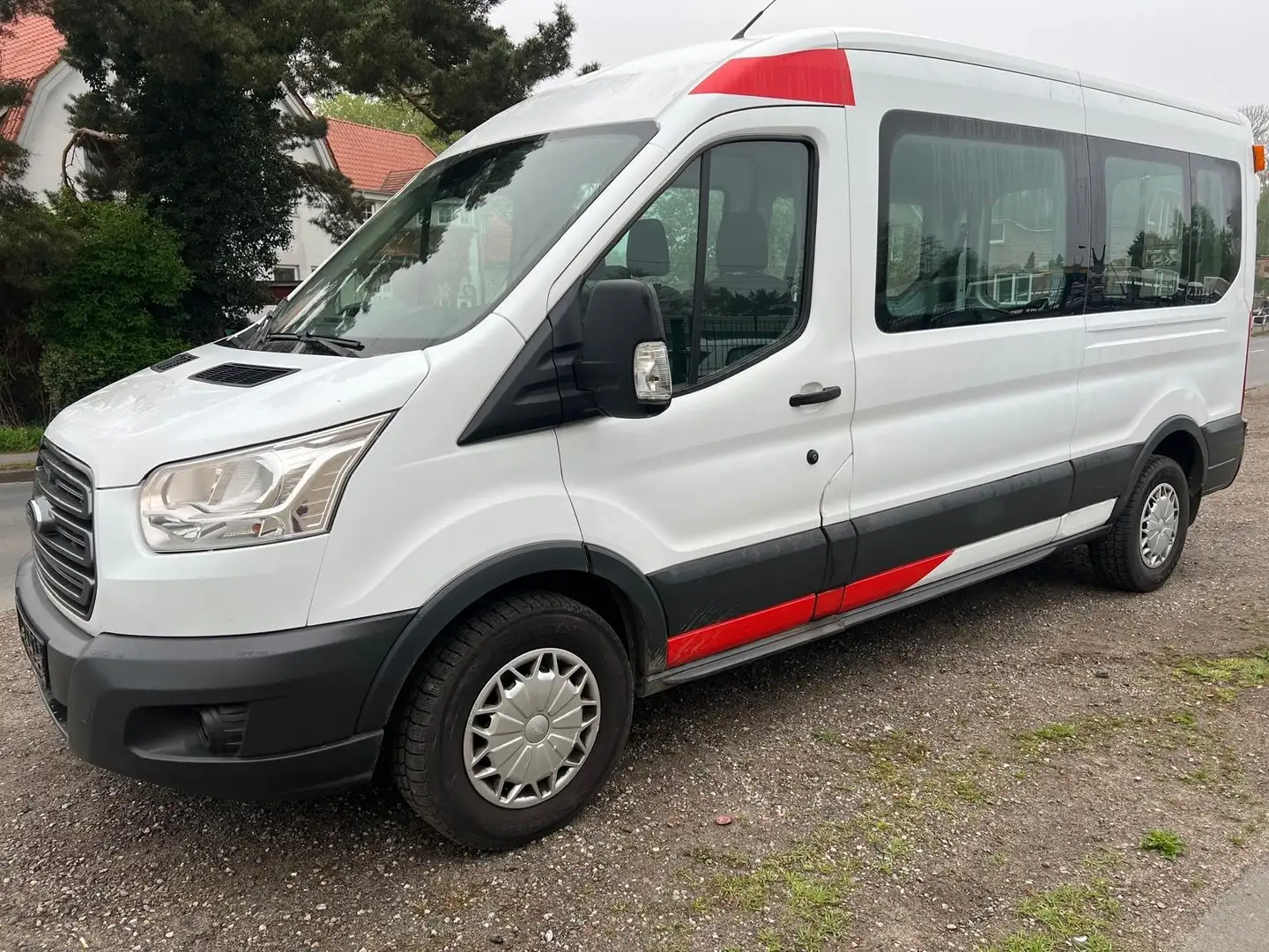 Ford Transit 2.2 TD Lang und hoch Wit - 1