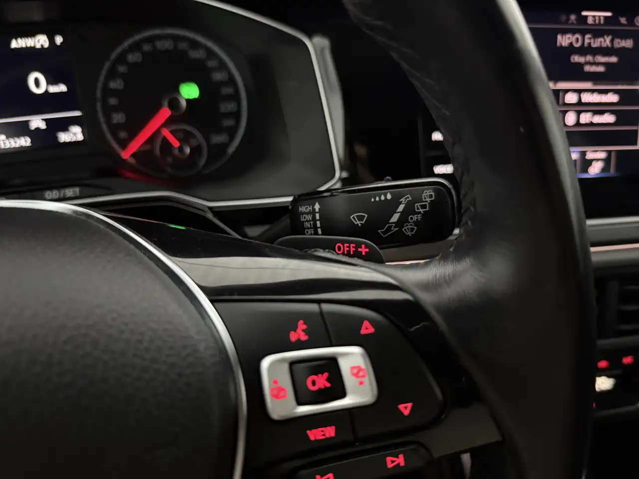 Volkswagen Polo 1.0 TSI R-line Pano Camera Cruise Carplay, миниатюра 29