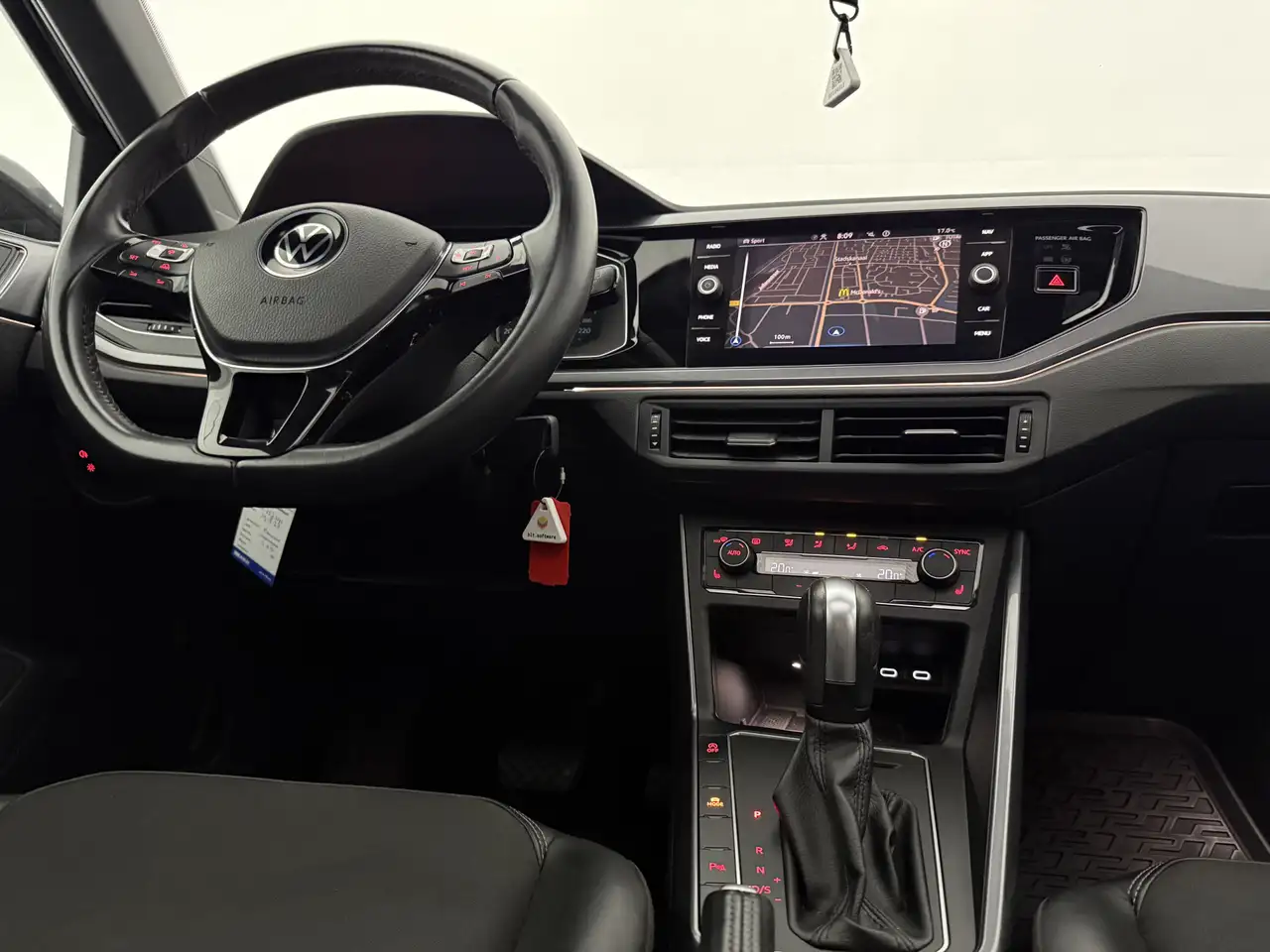Volkswagen Polo 1.0 TSI R-line Pano Camera Cruise Carplay, миниатюра 18