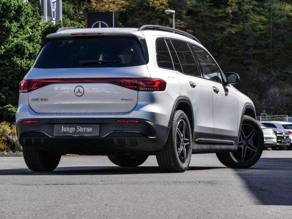 Mercedes-Benz EQB