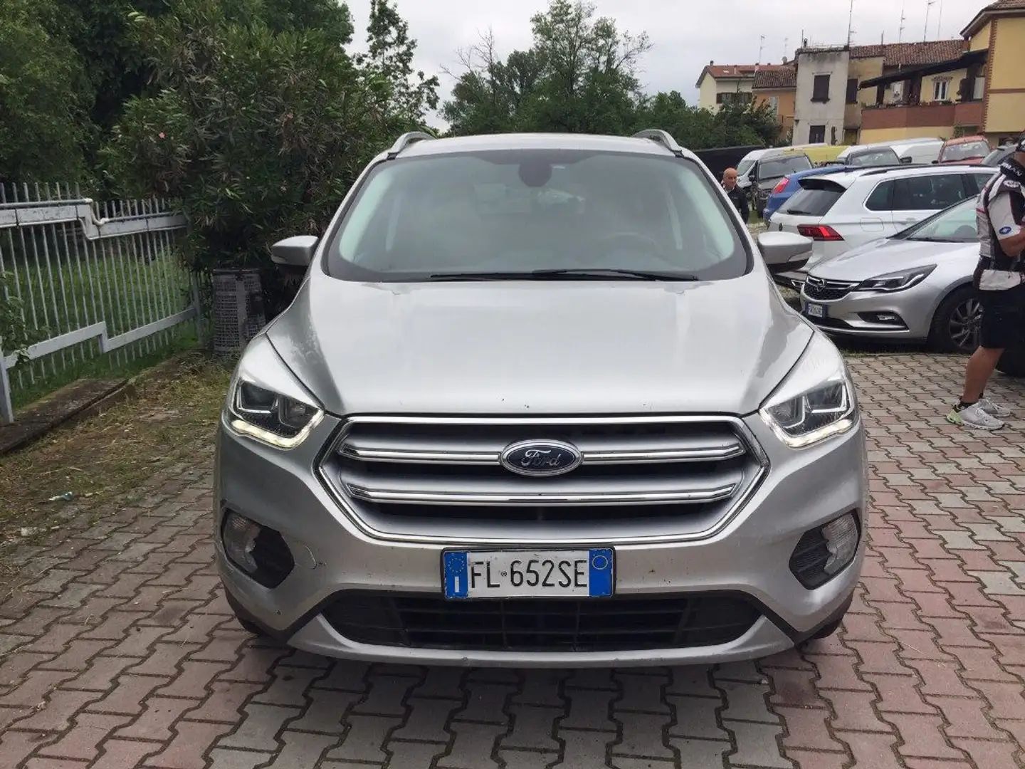 Ford Kuga 1.5 TDCI 120 CV S&S 2WD Titanium Business Zilver - 1