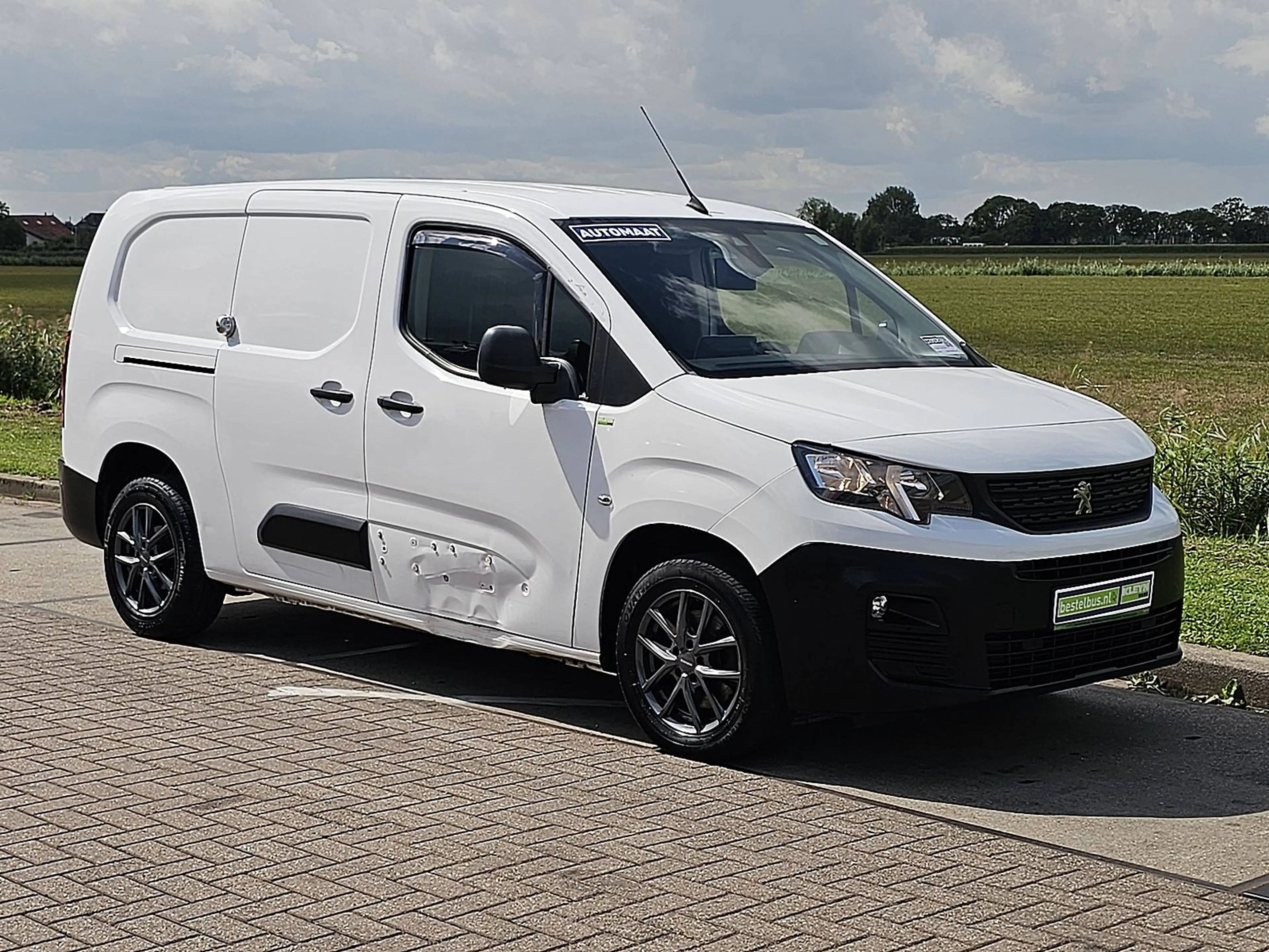 Peugeot Partner 1.5 — photo 5