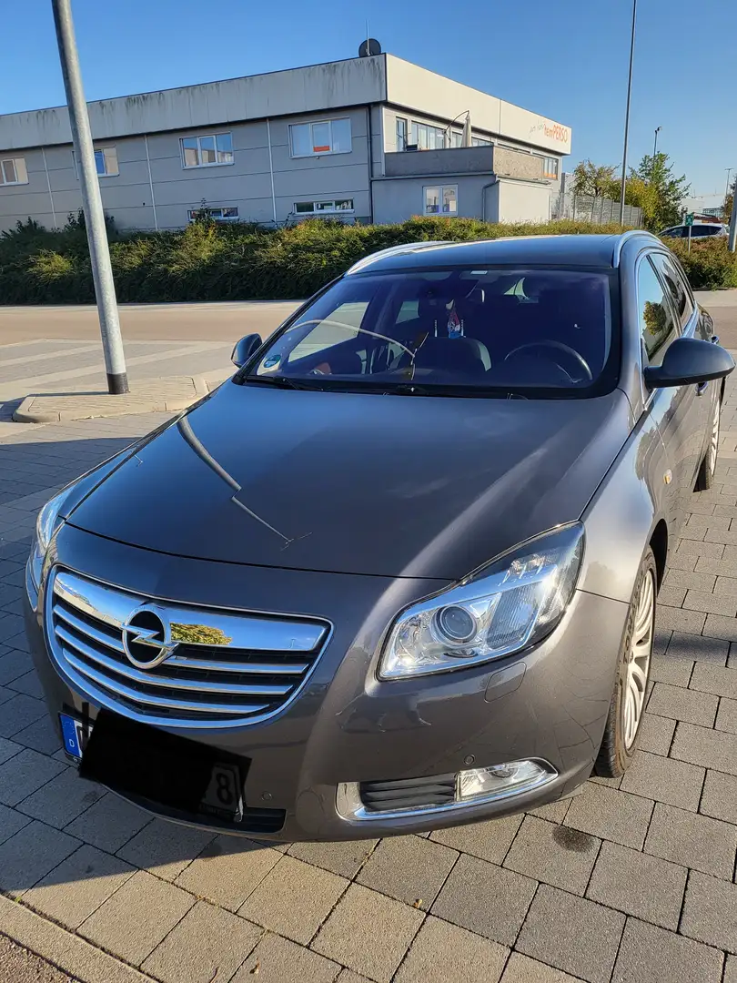 Opel Insignia 2.8 V6 Turbo Sports Tourer 4x4 Automatik Sport Szary - 1