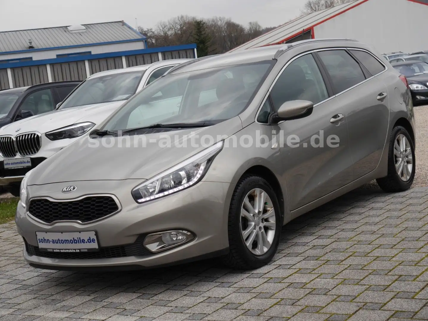 Kia Ceed SW / cee'd SW Klima/PDC/SHZ/LHZ/S-heft/Kurve Silber - 2