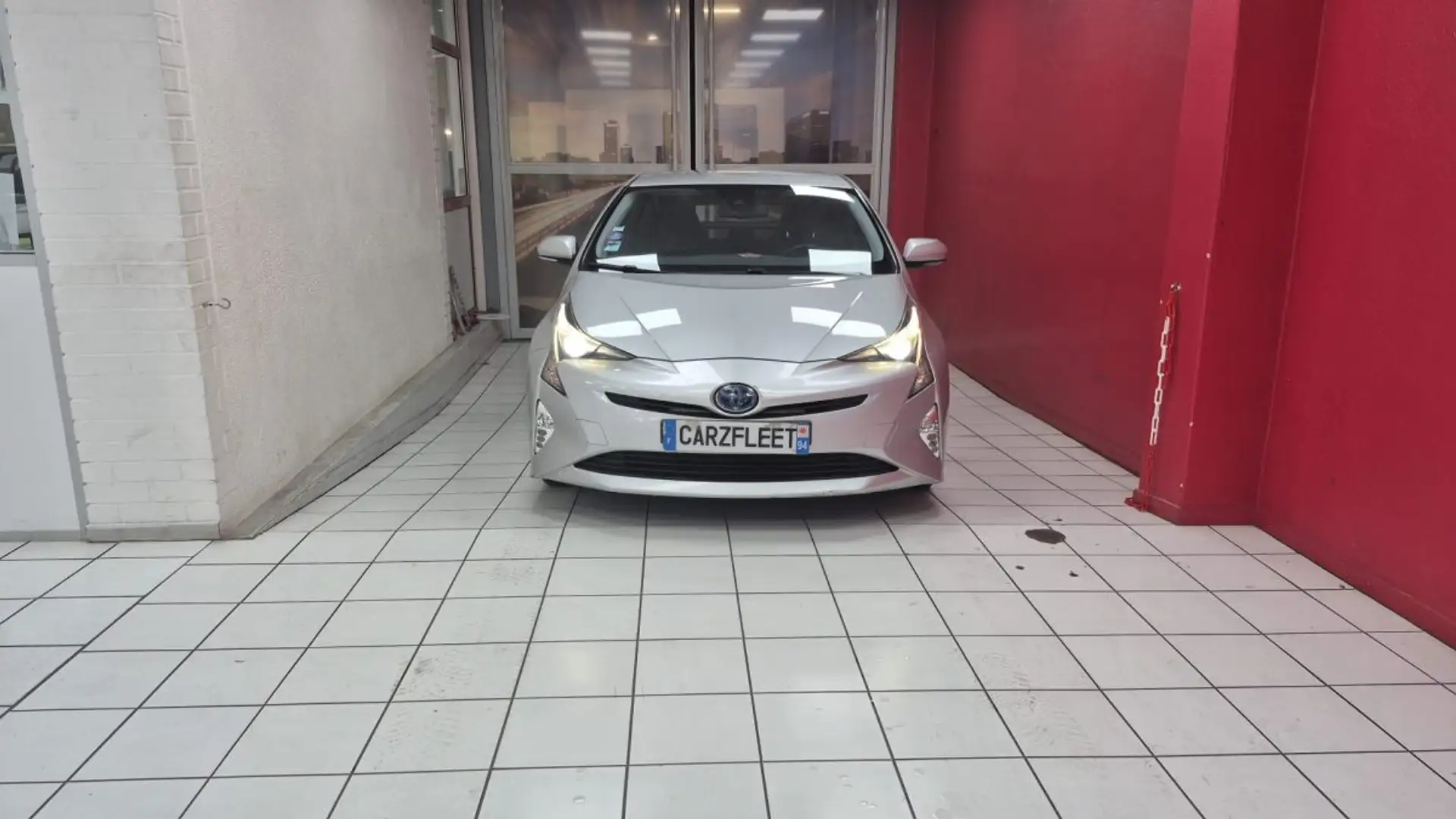 Toyota Prius BERLINE 122cv DYNAMIC PACK PREMIUM/1 ERE MAIN/TVA RECUP Gris - 2