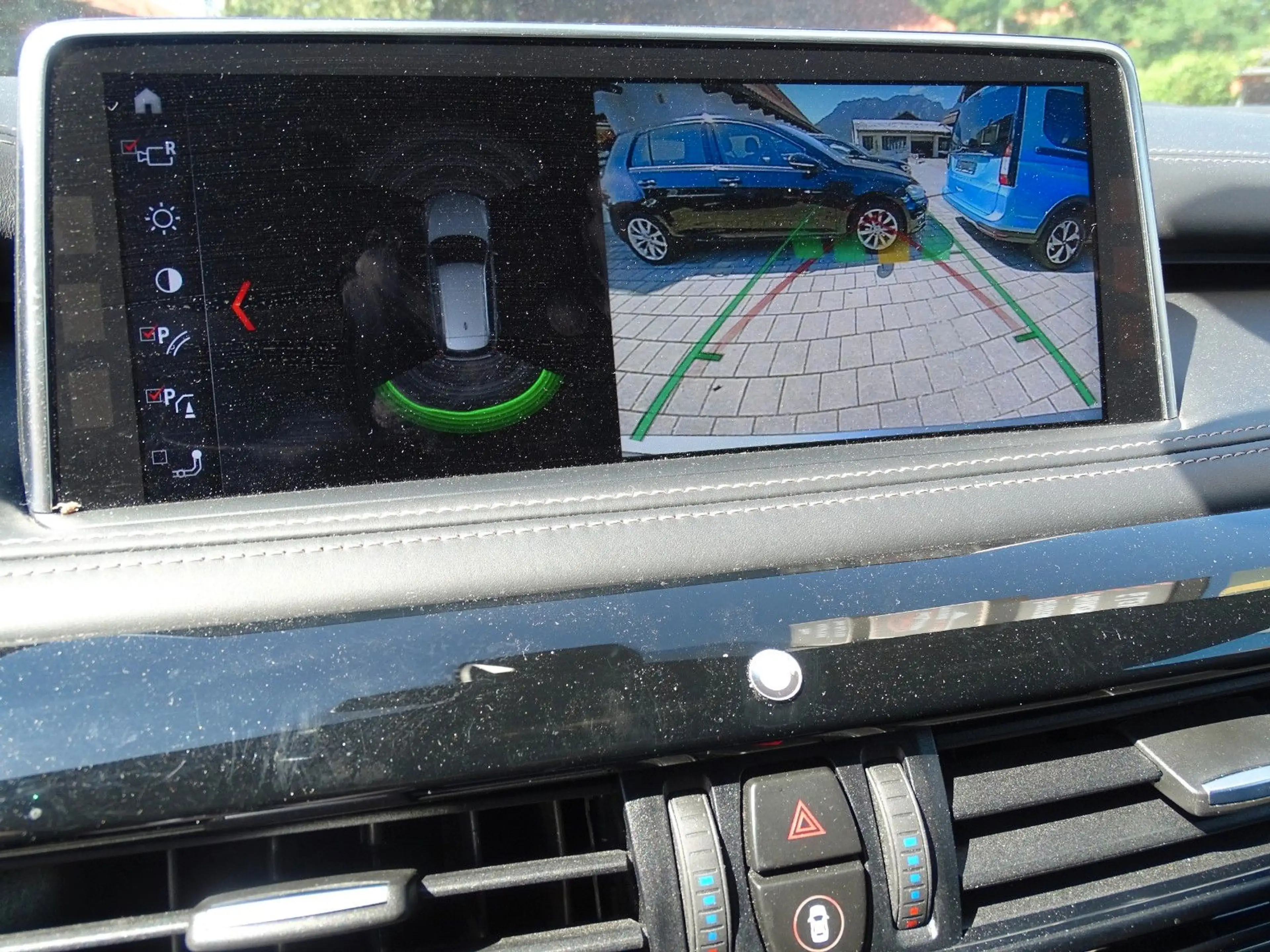 BMW X5 xDrive 30 d M-Paket — photo 9