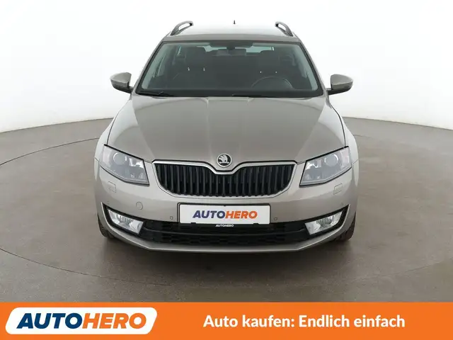 Skoda Octavia view 9